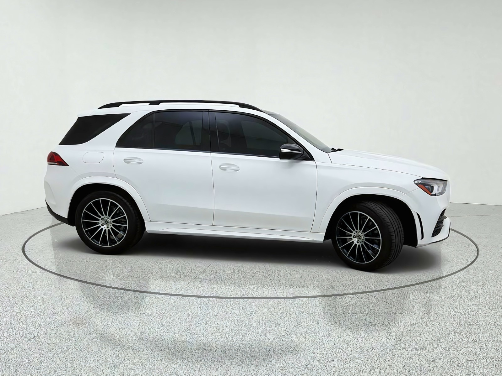 Certified Used 2021 Polar White Mercedes-Benz GLE 450 image 6