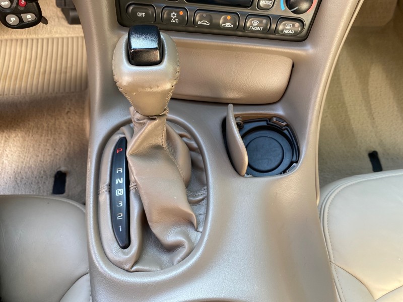 2003 Chevrolet Corvette 50TH CONVERTIBLE LOW MILES 6,742 in , 