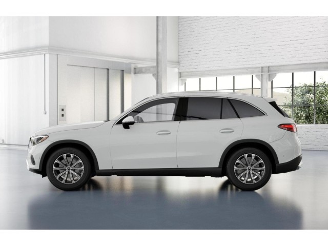 2025 Mercedes-Benz GLC GLC 300 33