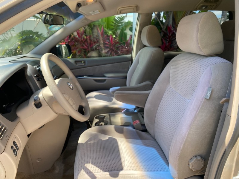 2006 Toyota Sienna VAN LE LOW MILES 78,653 in , 