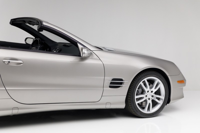 2007 Mercedes-Benz SL 550 50th Anniversary Edition 5.5L V8 in , 