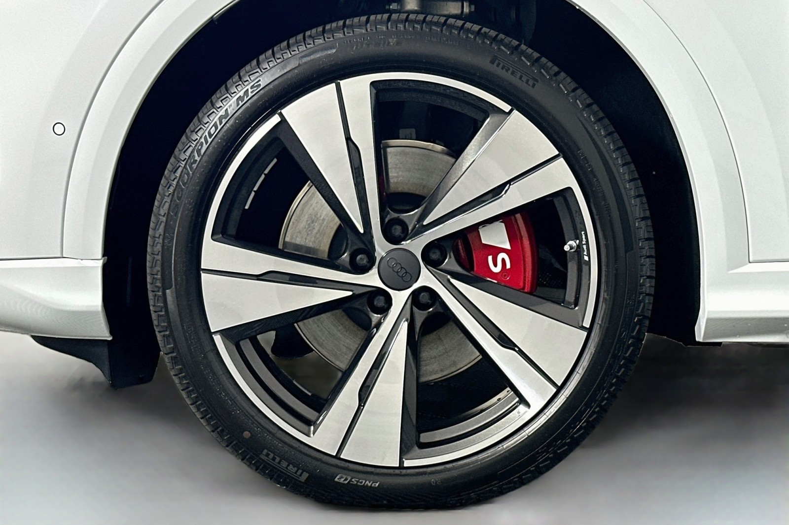 New 2026 Glacier White Metallic Audi Premium Plus image 11