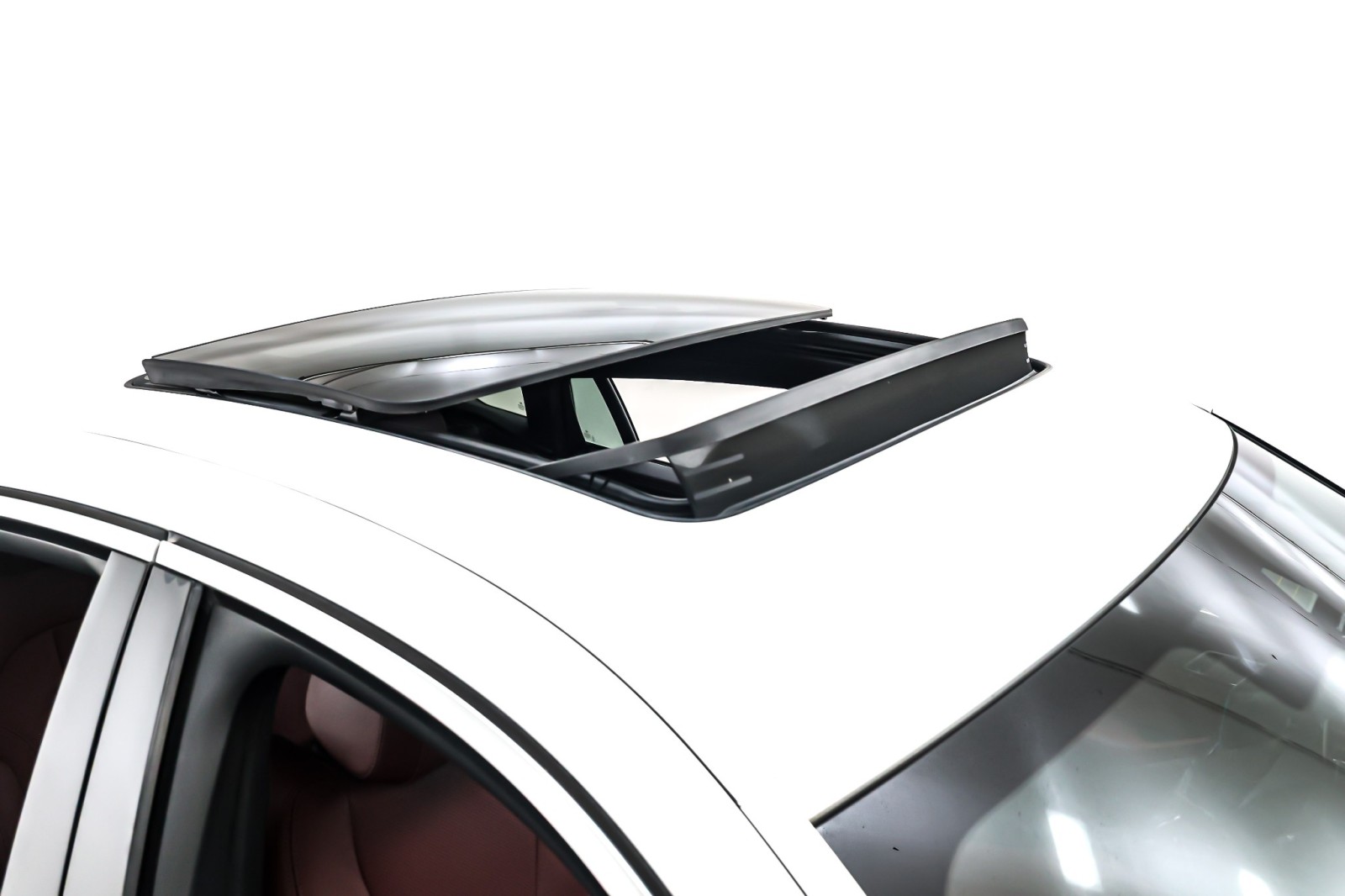 Used 2021 Mineral White Metallic BMW xDrive40i Sports Activity Coupe image 22