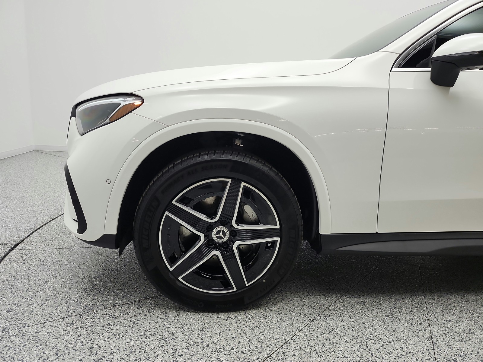 New 2027 Polar White Mercedes-Benz GLC 300 4MATIC® Coupe image 15