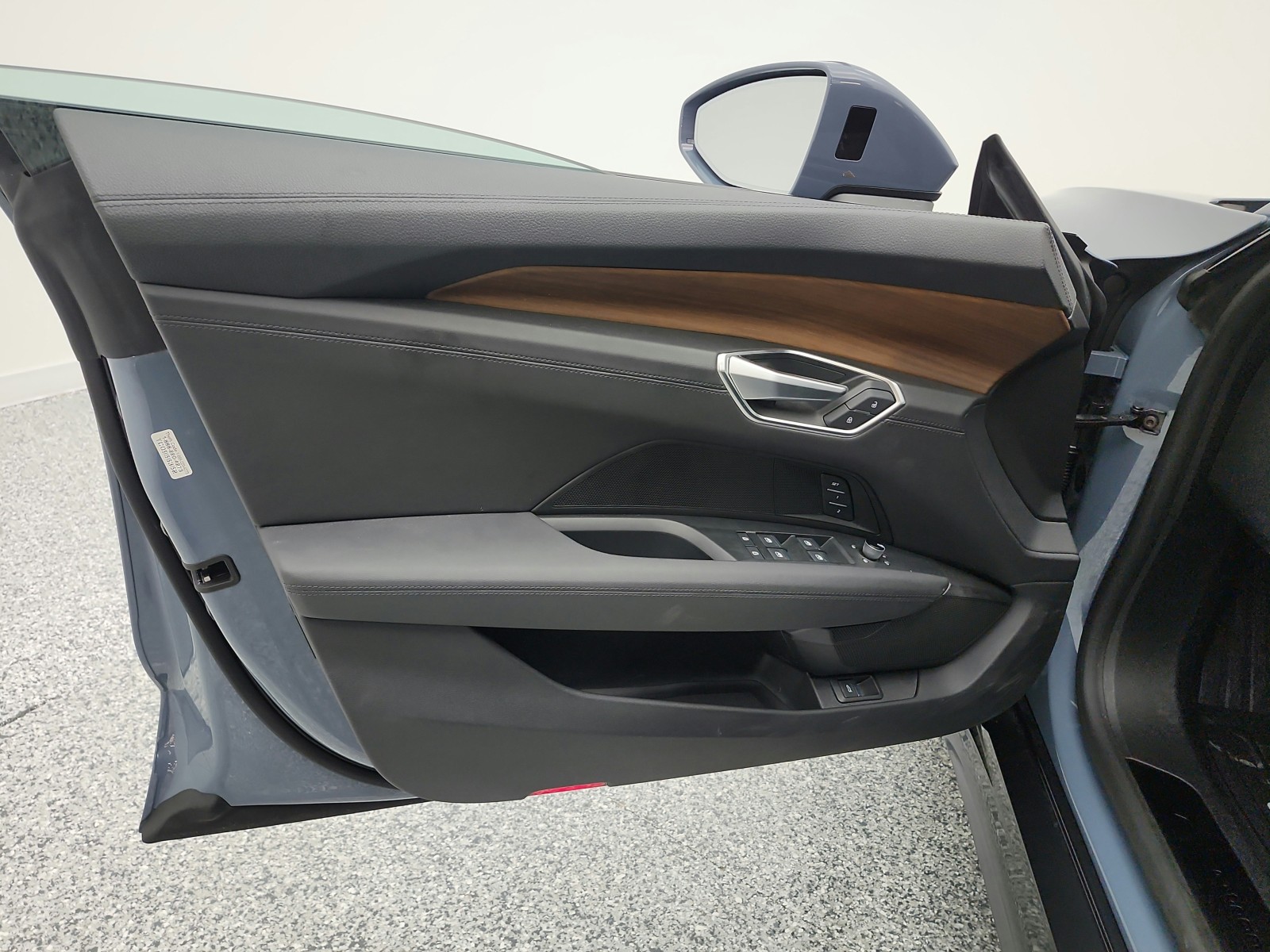 Used 2022 Kemora Gray Metallic Audi Premium Plus quattro image 14