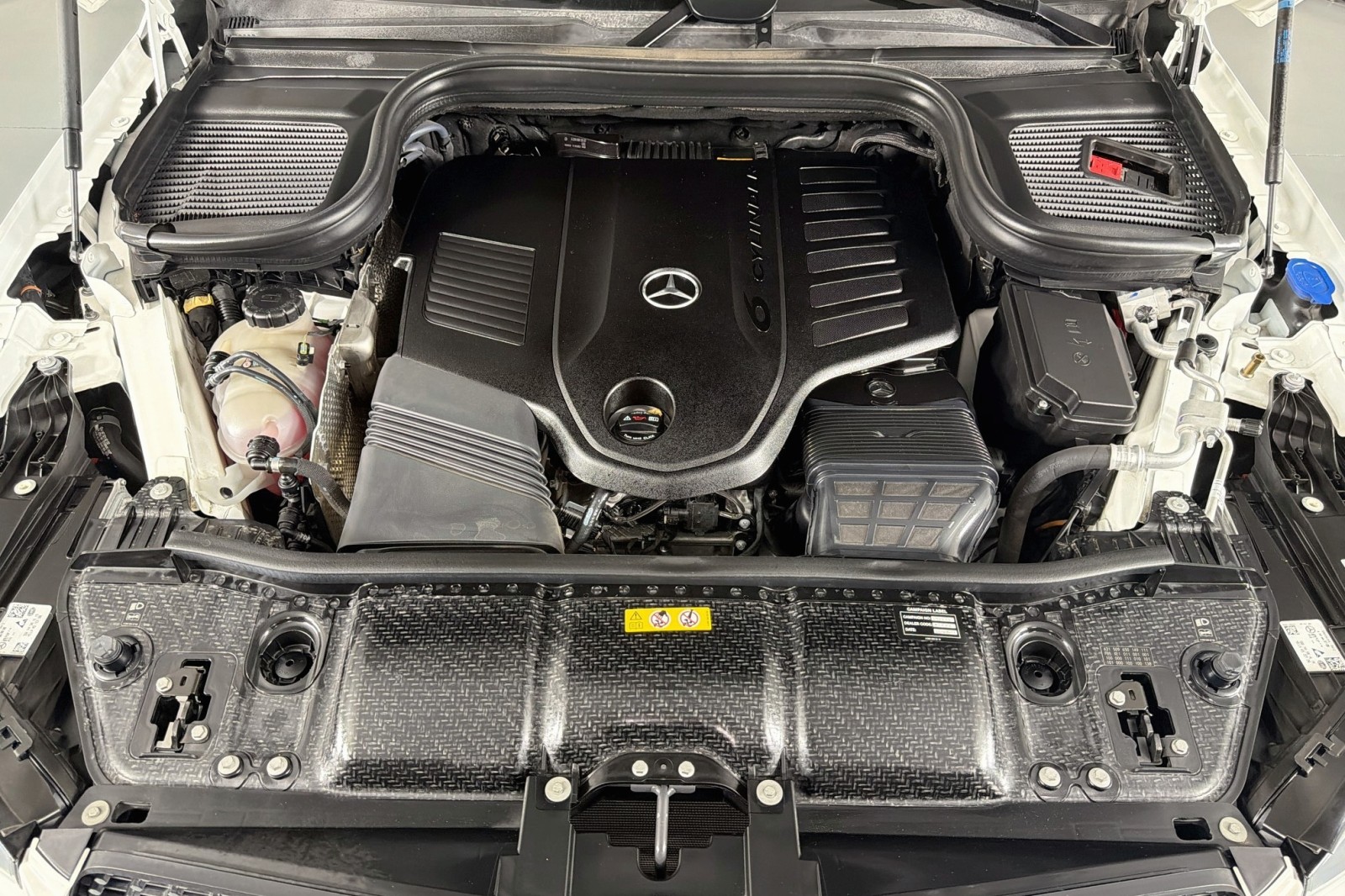 Certified Used 2023 Polar White Mercedes-Benz 450 image 12