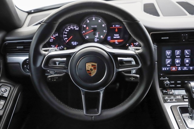 2019 Porsche 911 Carrera 4S 21