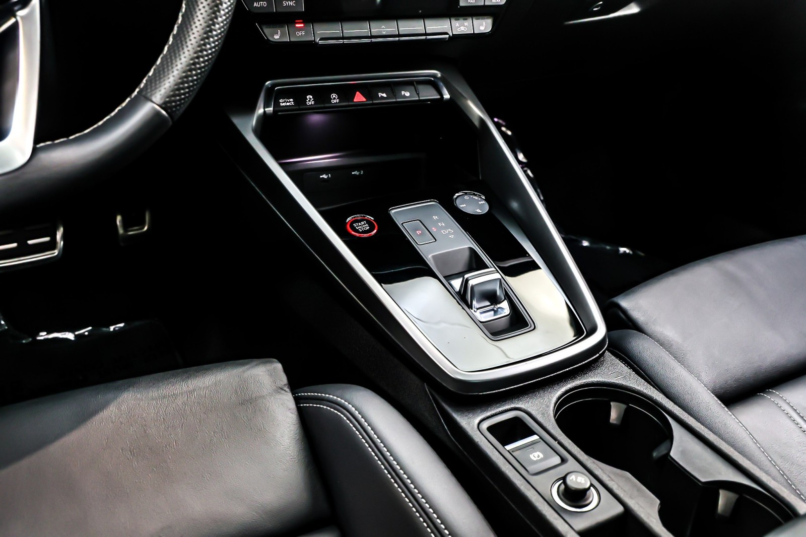 Used 2023 Glacier White Metallic Audi Premium Plus 2.0 TFSI quattro image 7