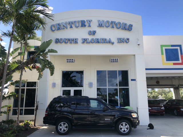 2008 Ford Explorer XLT LOW MILES in pompano beach, Florida