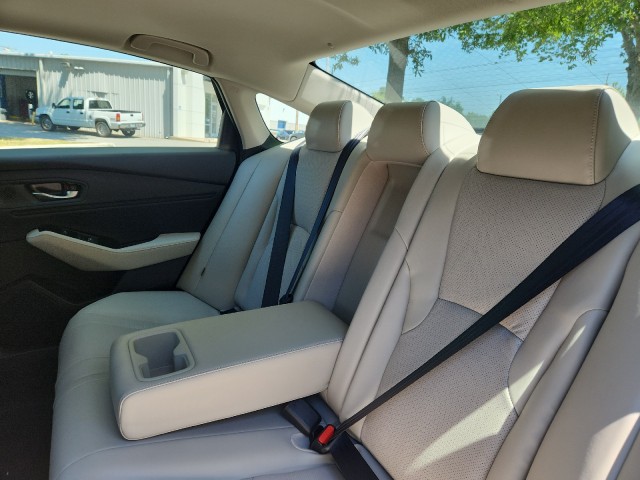 HondaAccord Hybrid30