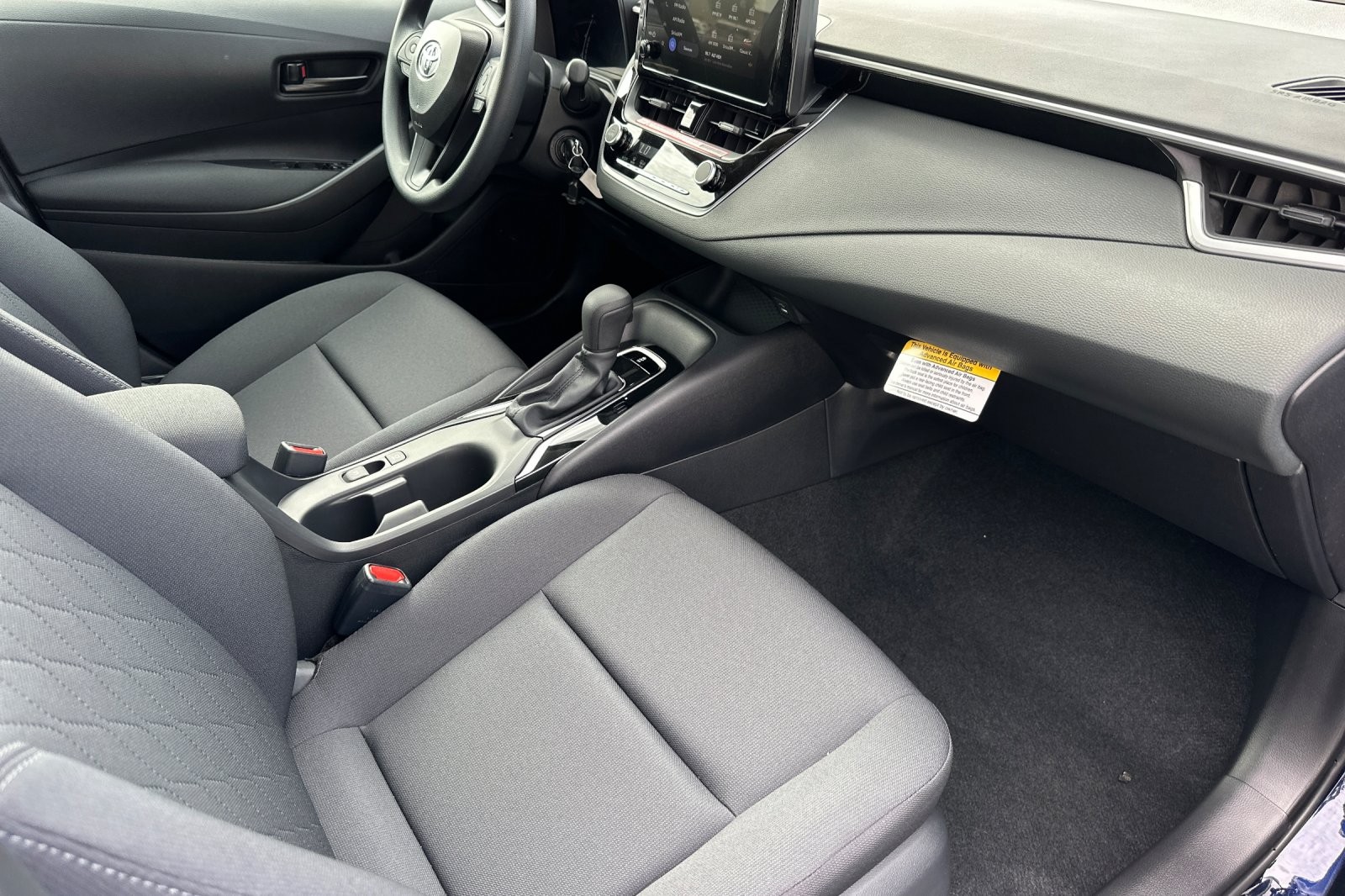 2026 Toyota Corolla LE photo 14