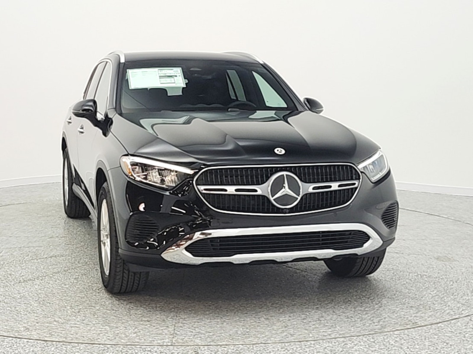 New 2026 Black Mercedes-Benz GLC 300 image 2