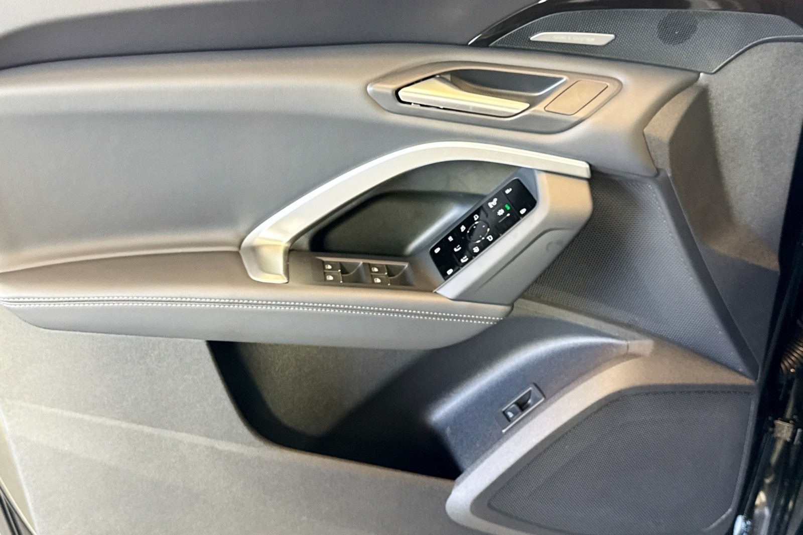 New 2025 Mythos Black Metallic Audi Premium Plus 2.0 TFSI quattro image 15