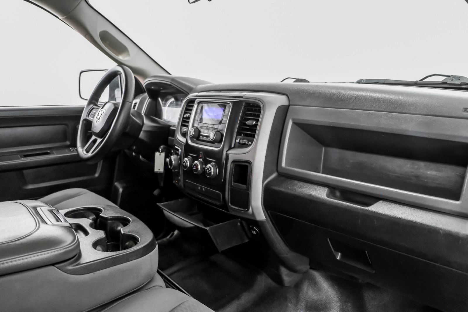 2015 Ram 1500 TRADESMAN CREW CAB 4WD AUTOMATIC CRUISE CONTROL TO 16