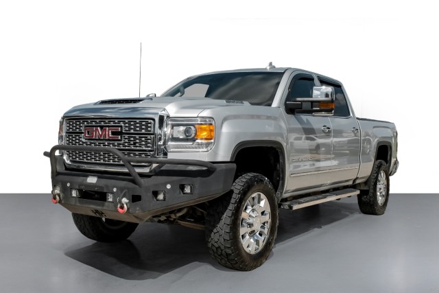 2019 GMC Sierra 2500HD Denali 4