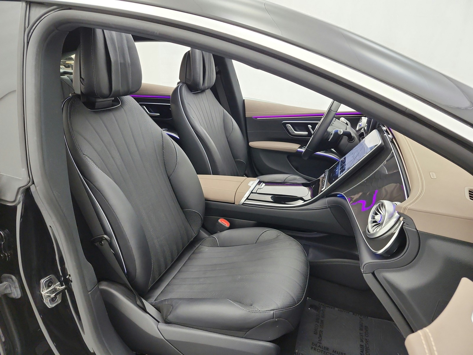 Used 2023 Obsidian Black Metallic Mercedes-Benz EQS 450 4MATIC® Sedan image 31