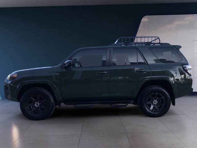 2022 Toyota 4Runner Trail Special Edition 2