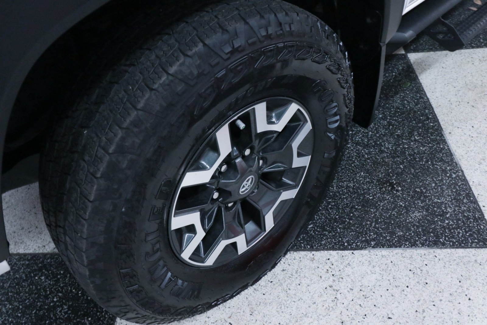 Used Car 2023 Toyota Tacoma 4wd  Trd Off Road For Sale Under $40,000 In Austin, Texas