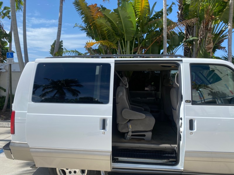 2005 Chevrolet Astro Passenger LT LOW MILES 67,376 1 OWNER in , 