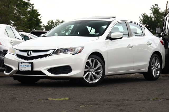 2017  ILX w/Premium Pkg in , 