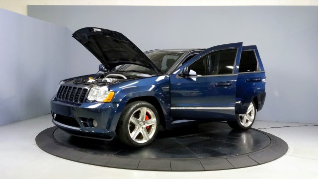 2009 Jeep Grand Cherokee SRT-8 10