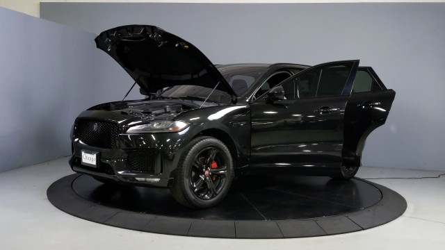 2020 Jaguar F-PACE 25t Checkered Flag Limited Edition 11