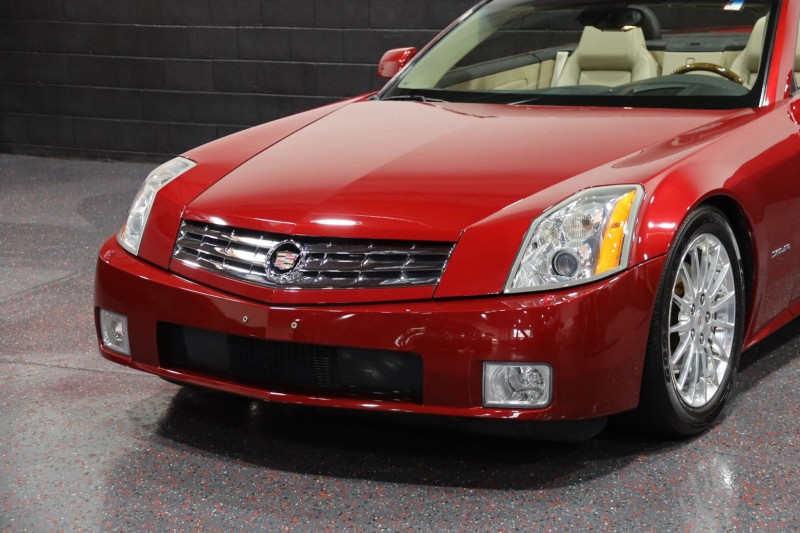 2008 Cadillac XLR Platinum 2dr Convertible in , 