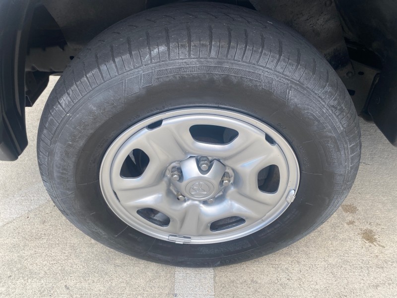 2005 Toyota Tacoma LOW MILES 58,735 X CAB in , 