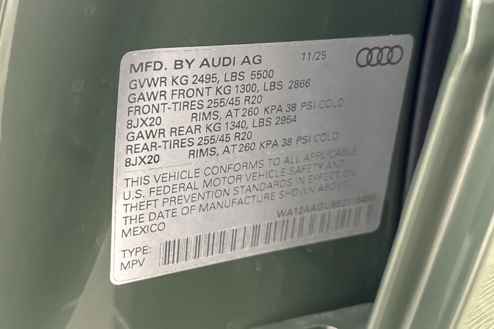 New 2025 District Green Metallic Audi Premium Plus 2.0 TFSI quattro image 24
