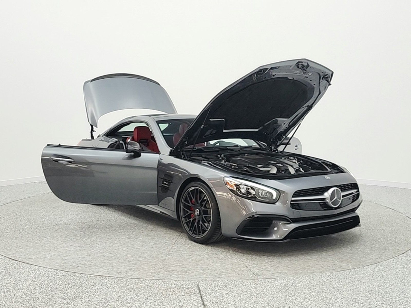 Used 2018 Selenite Grey Metallic Mercedes-Benz AMG® SL 63 Roadster image 21