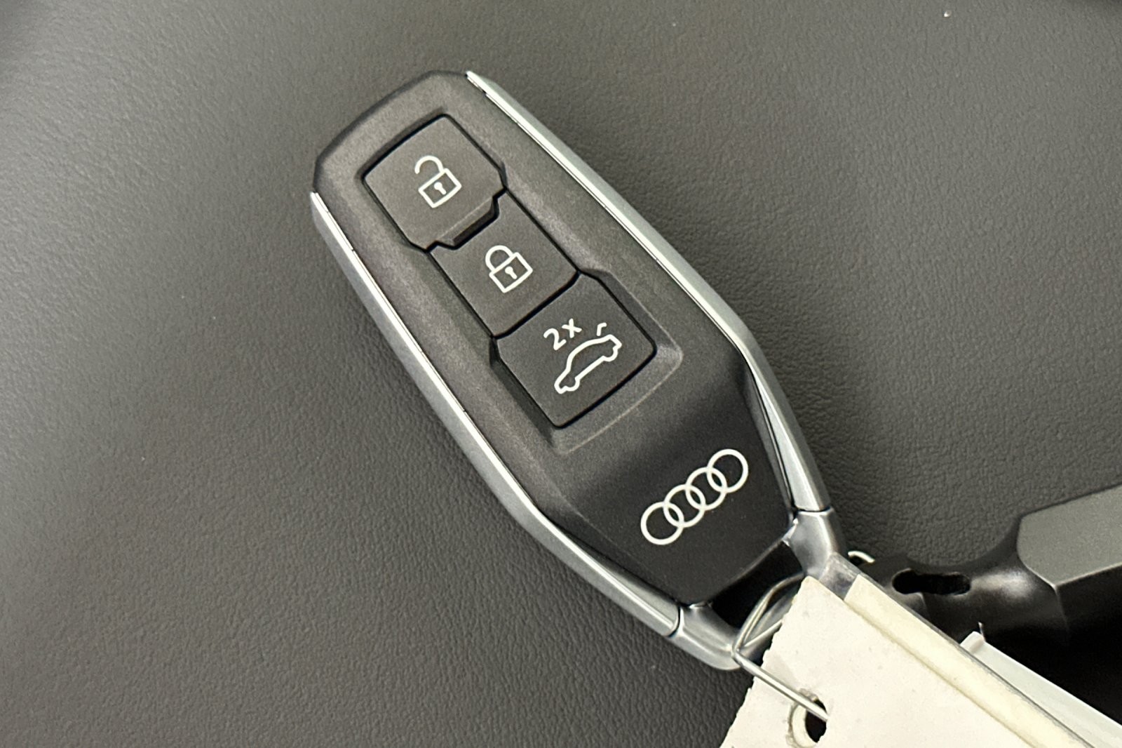 New 2026 Mythos Black Metallic Audi Premium Plus 3.0 TFSI quattro image 24