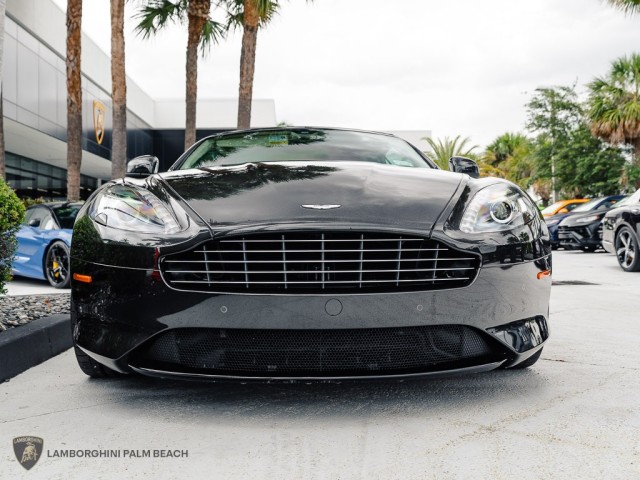 Aston Martin DB9