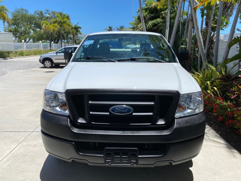 2005 Ford F-150 PU STX LOW MILES 18,931 in , 