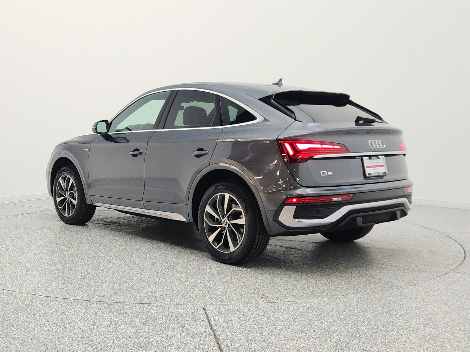 Used 2023 Daytona Gray Pearl Effect Audi S line Premium Plus 45 TFSI quattro image 7