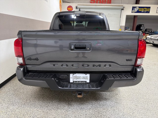 2022 Toyota Tacoma 4WD SR5 4WD V6 in , 