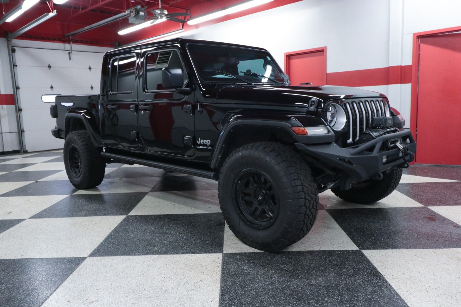 Used Car 2022 Jeep Gladiator  Overland For Sale Under $35,000 In Austin, Texas
