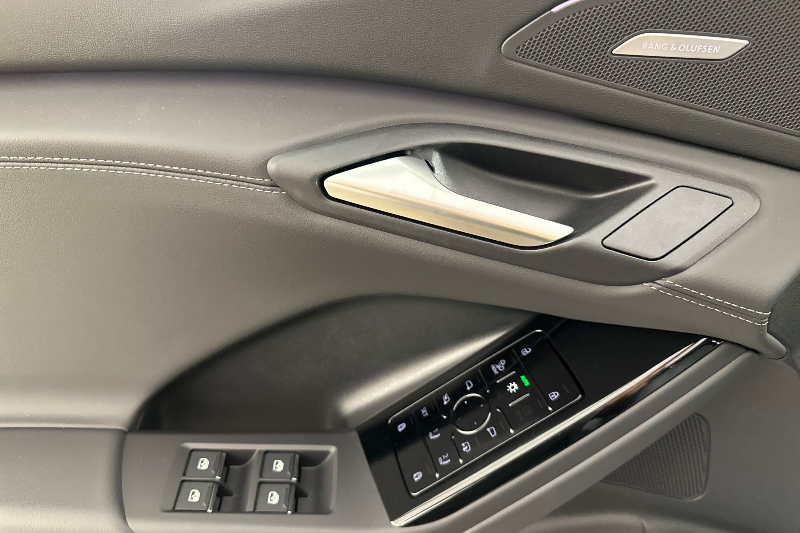 New 2027 Magnet Gray Audi Premium Plus quattro image 10