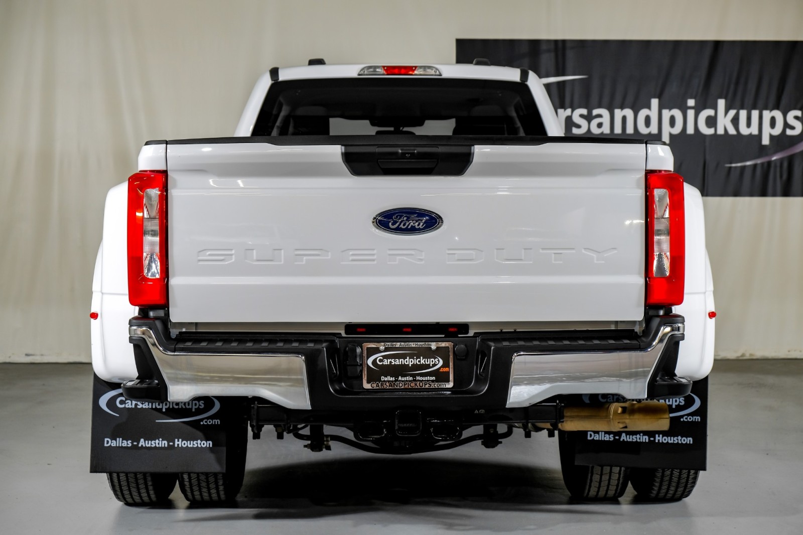 2023 Ford F-350 XLT 9