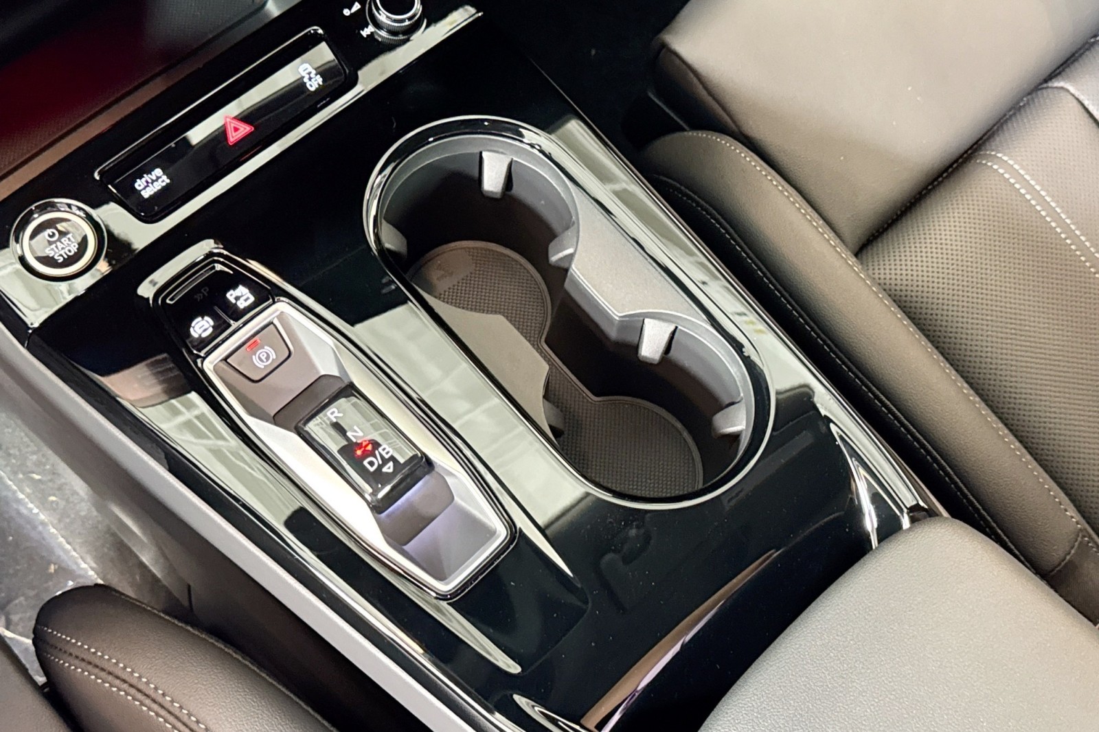 New 2025 Mythos Black Metallic Audi Premium Plus quattro image 14