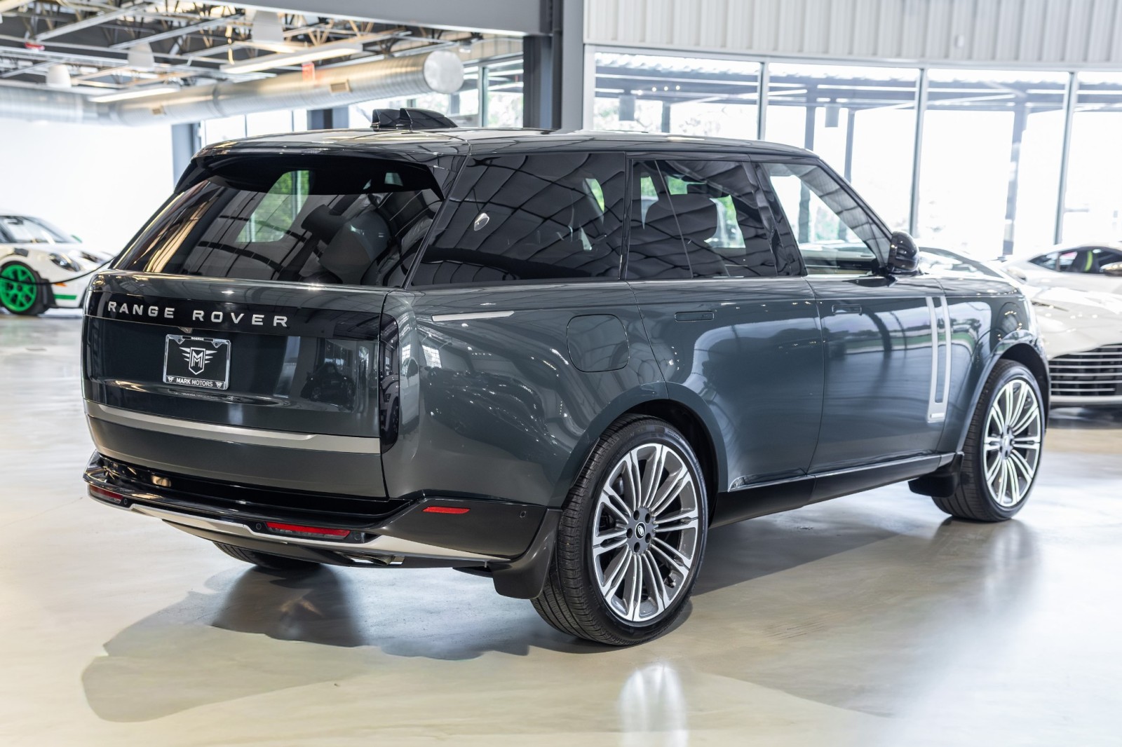 Used Car 2025 Land Rover Range Rover  Autobiography For Sale Under $150,000 In Boerne, Texas
