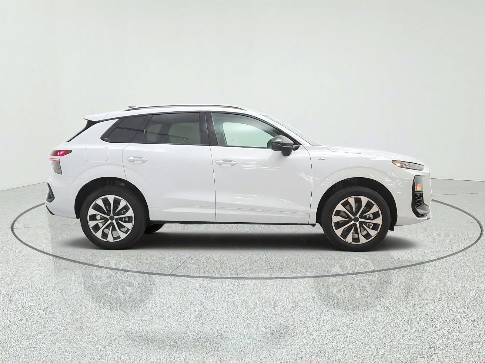 New 2026 Glacier White Metallic Audi S line quattro image 4