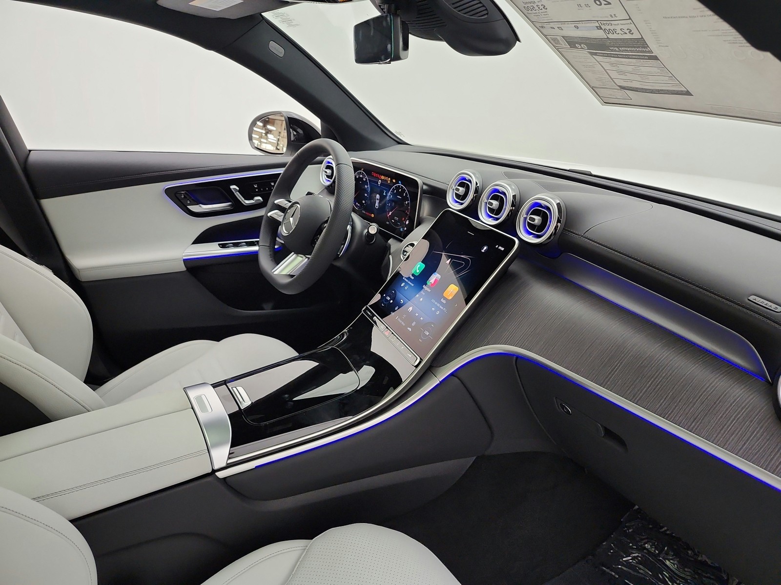 New 2027 Polar White Mercedes-Benz GLC 300 4MATIC® Coupe image 15