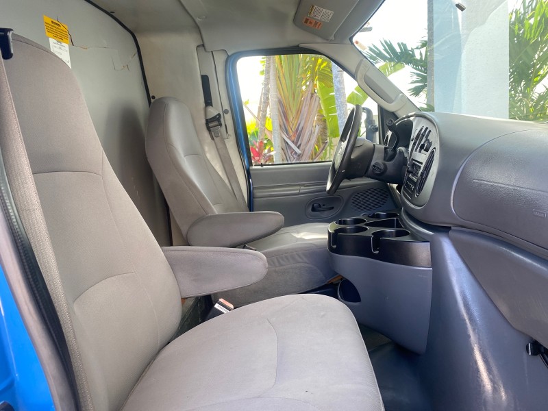 2006 Ford Econoline Commercial Cutaway LOW MILES 27,641 1 OWNER in , 