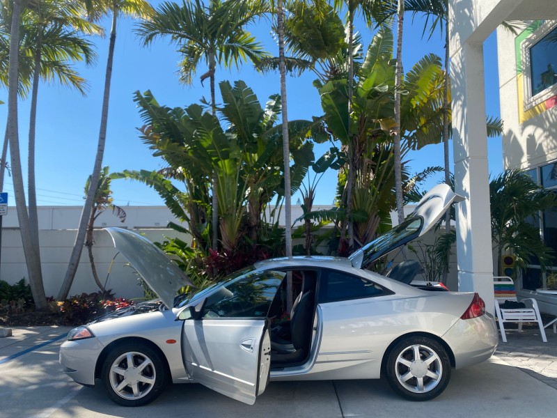 1999 Mercury Cougar 3DR HATCH LOW MILES 28,846 in , 