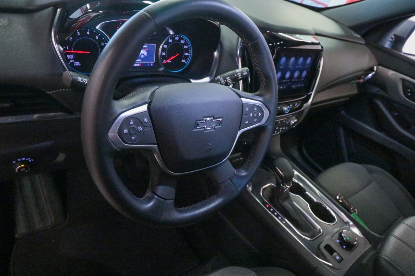 Used Car 2023 Chevrolet Traverse  Lt Cloth For Sale Under $30,000 In Austin, Texas