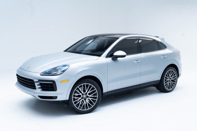 2021  Cayenne Coupe in , 