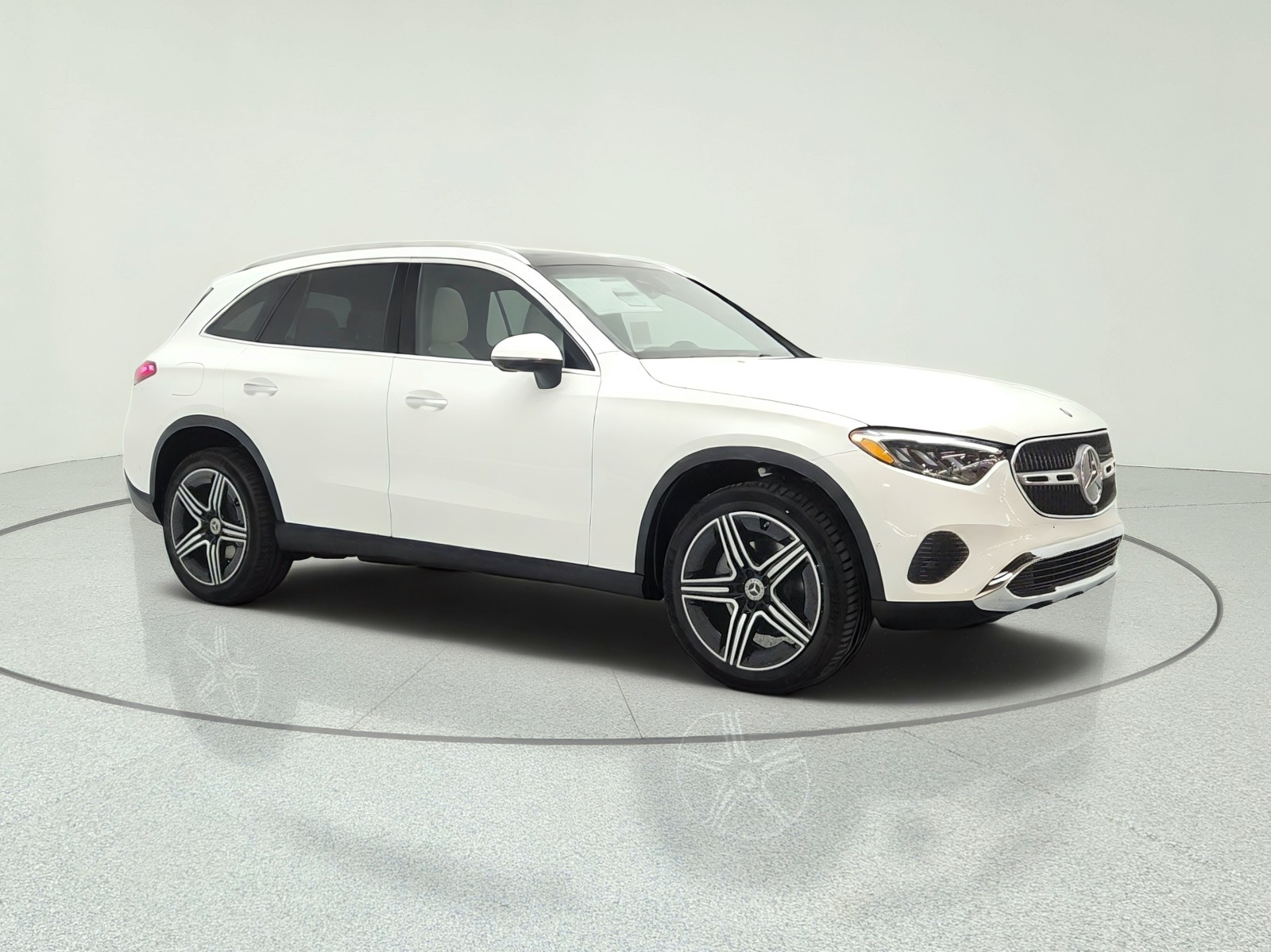 New 2027 Polar White Mercedes-Benz GLC 300 SUV image 3