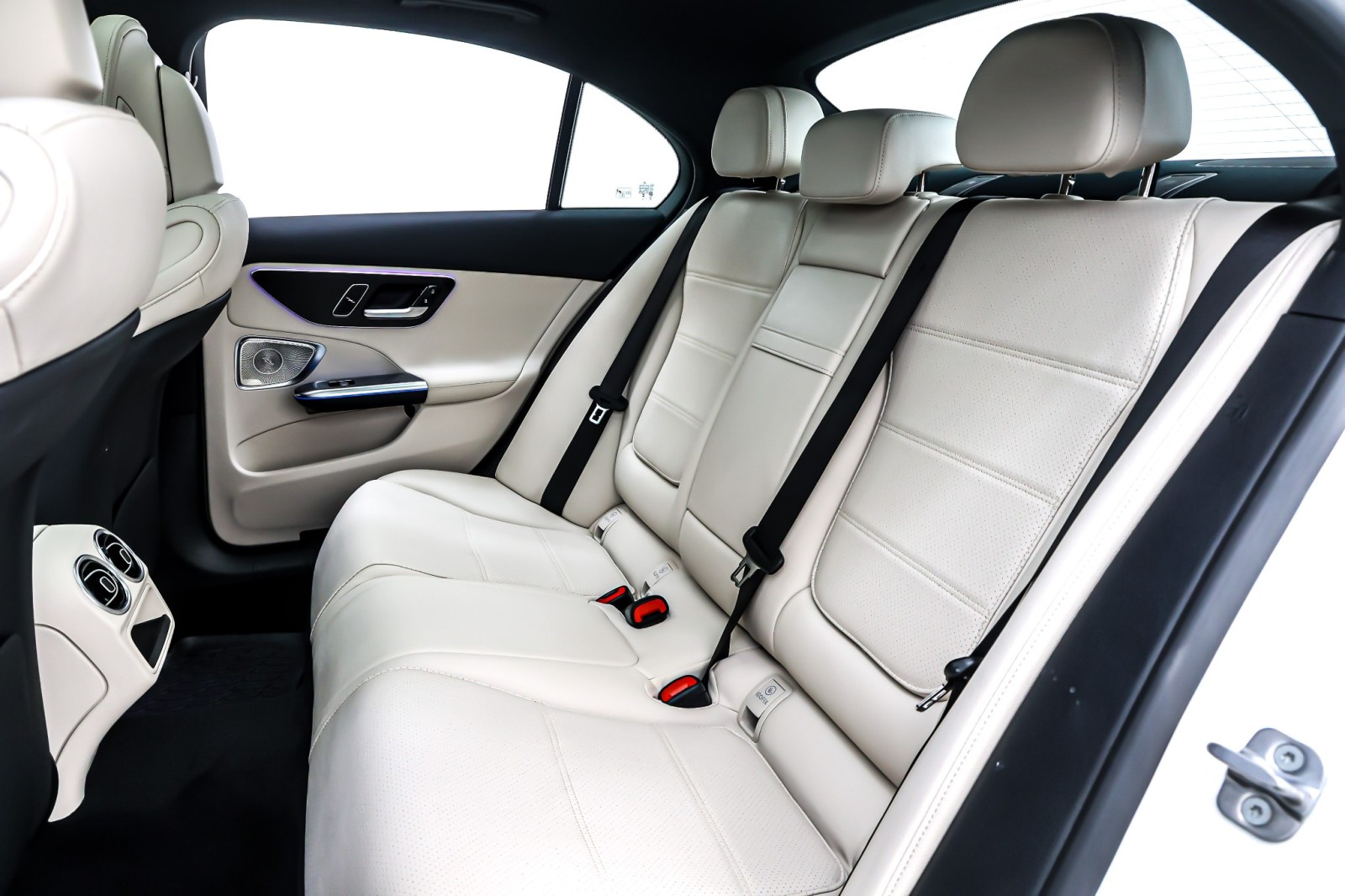 New 2025 Polar White Mercedes-Benz C 300 image 8