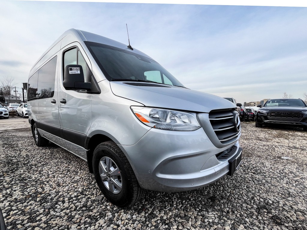 New 2024 MercedesBenz Sprinter Passenger Van Minivan/Van in 1520 W North AveChicago S9976