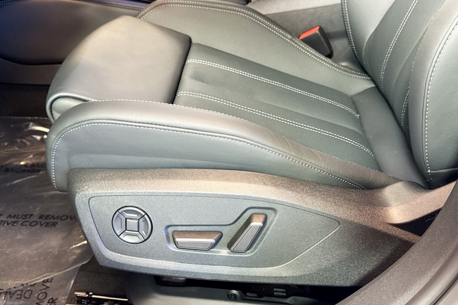 New 2026 GLACIER WHITE Audi Premium Plus quattro image 16